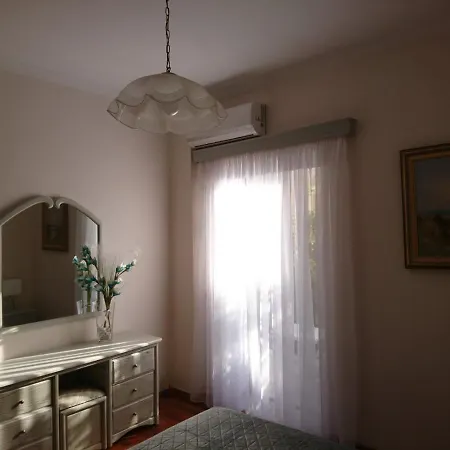 Sunny Family In Chania Close To The Sea 아파트