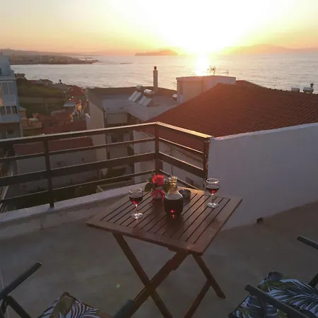Sunny Family In Chania Close To The Sea 아파트 *